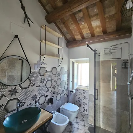 Bed & Breakfast Borgo Del Marchese 3*