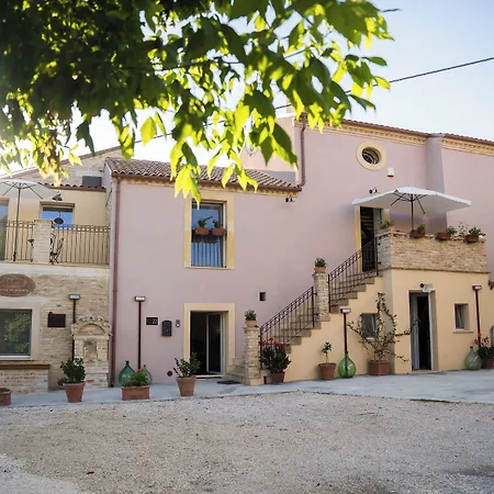 Borgo Del Marchese Couette-café 3*