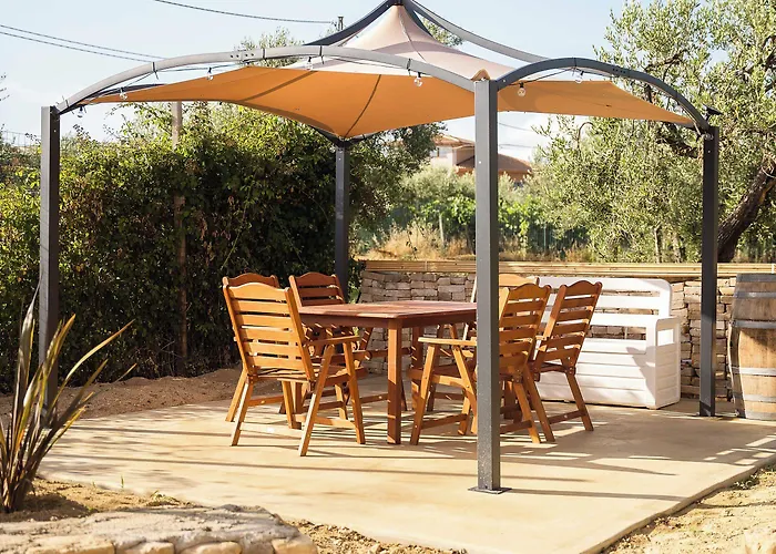 Borgo Del Marchese Bed & Breakfast